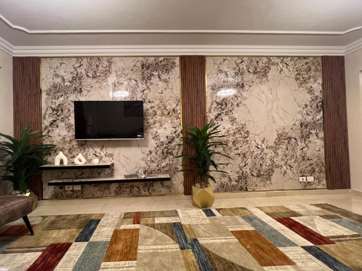 Luxurious Vip Apartment In Madinaty Furnished With High End Hotel Furniture المظهر الخارجي الصورة