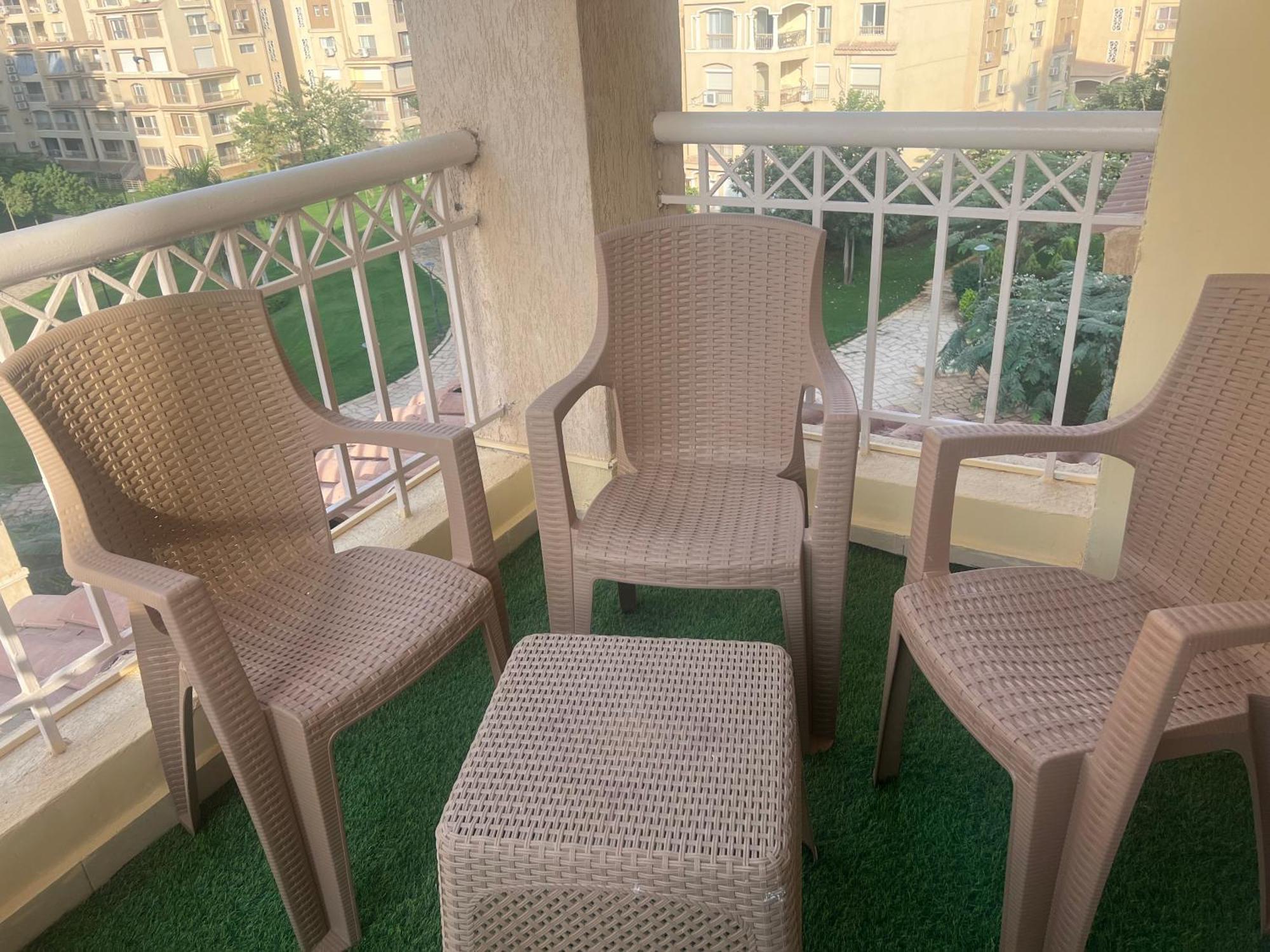 Luxurious Vip Apartment In Madinaty Furnished With High End Hotel Furniture المظهر الخارجي الصورة