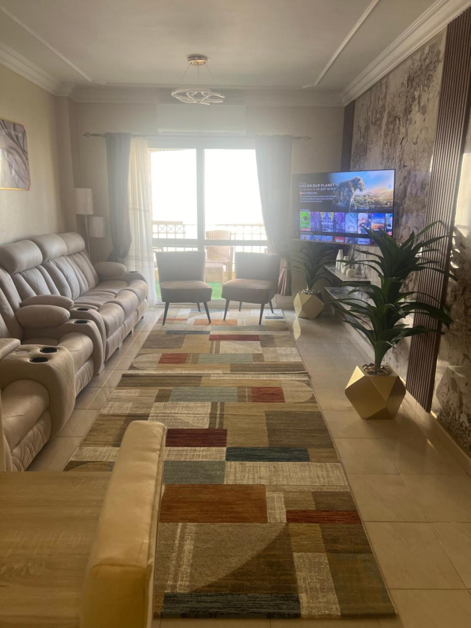 Luxurious Vip Apartment In Madinaty Furnished With High End Hotel Furniture المظهر الخارجي الصورة
